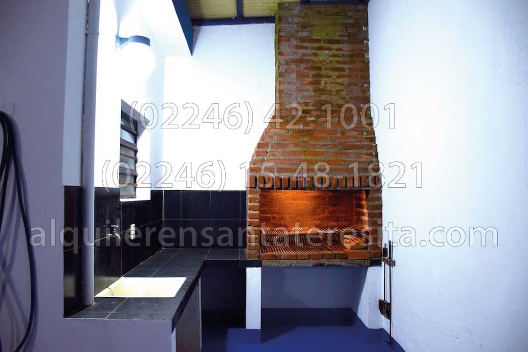 Parrilla y lavadero de noche en Alquiler en Santa Teresita