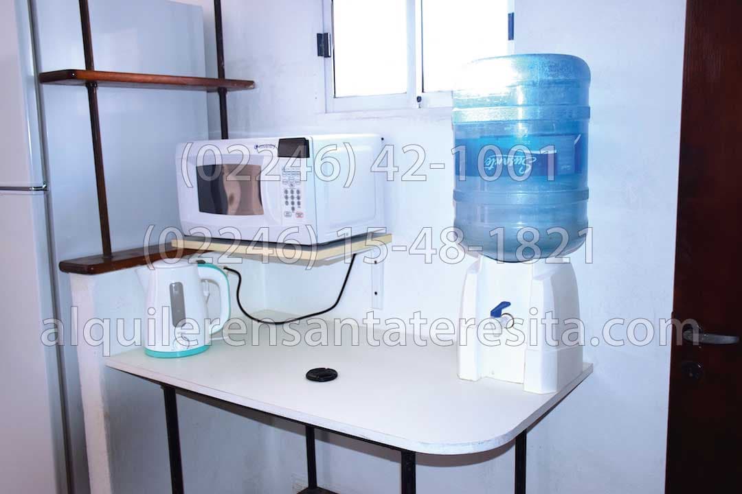 Cocina y microondas de Alquiler en Santa Teresita